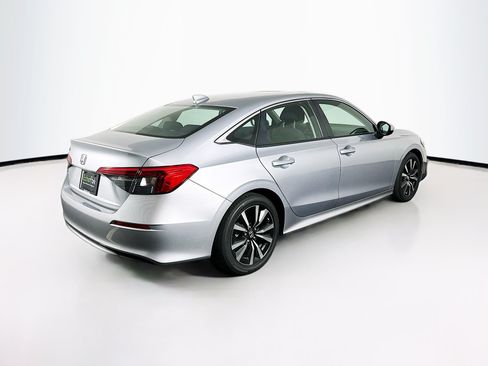 Used 2023 Honda Civic EX image 9
