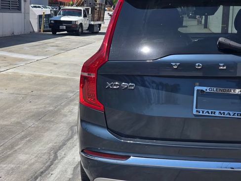 Used 2021 Volvo XC90 T8 Inscription w/ Advanced Package AWD/4WD image 5