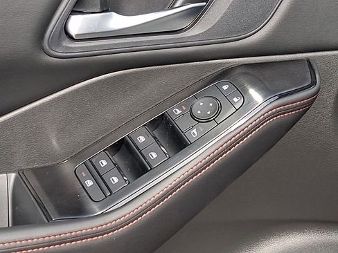 New 2026 Nissan Rogue SV AWD/4WD image 19