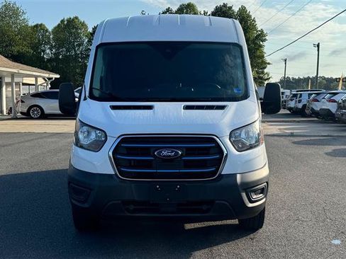 Used 2023 Ford E-Transit Medium Roof RWD image 3