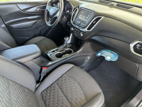Certified 2018 Chevrolet Equinox LT FWD image 20