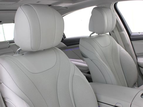 Used 2015 Mercedes-Benz S 550 Sedan image 51