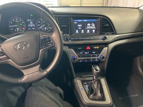 Used 2018 Hyundai Elantra Value Edition image 23