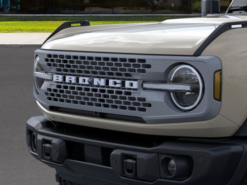 New 2026 Ford Bronco Badlands AWD/4WD image 19