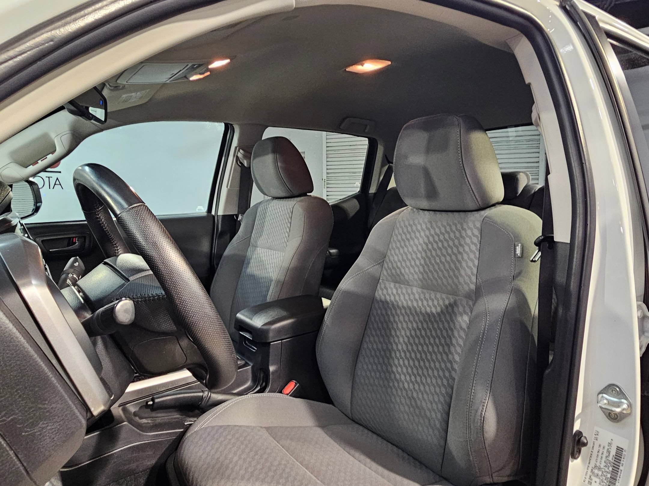 Used 2023 Toyota Tacoma SR5 RWD image 22
