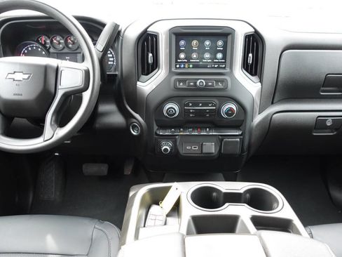 Used 2023 Chevrolet Silverado 1500 Custom image 41