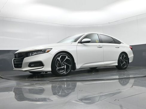 Used 2019 Honda Accord Sport image 56