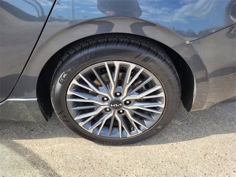 Used 2023 Kia Forte GT-Line w/ GT-Line Technology Package image 26