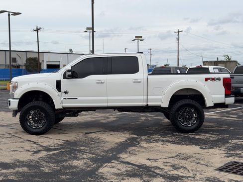 Used 2020 Ford F250 Lariat w/ Lariat Ultimate Package AWD/4WD image 14