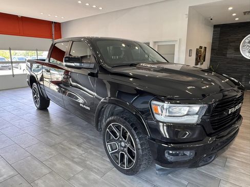 Used 2021 RAM 1500 Laramie AWD/4WD image 2