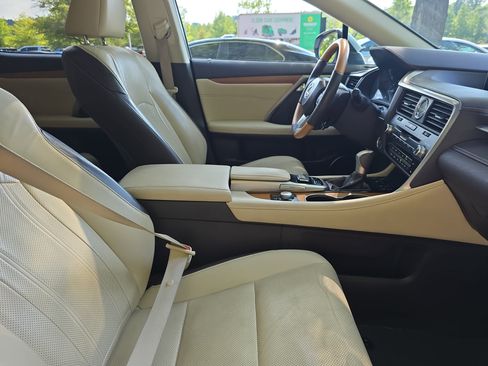 Used 2017 Lexus RX 350 FWD w/ Premium Package image 10