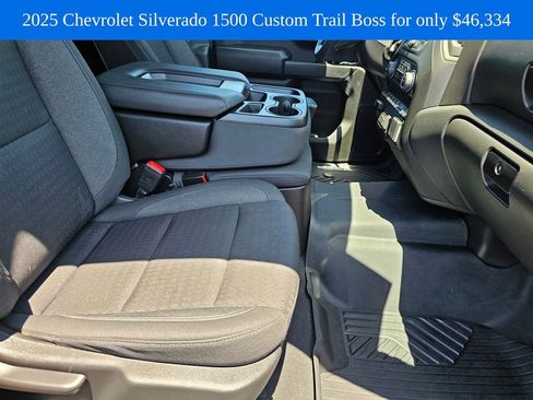 Used 2025 Chevrolet Silverado 1500 Custom Trail Boss AWD/4WD image 11