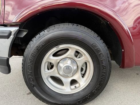 Used 1997 Ford F150 2WD Regular Cab image 20