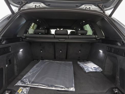 Used 2026 BMW X5 xDrive40i w/ M Sport Package AWD/4WD image 24
