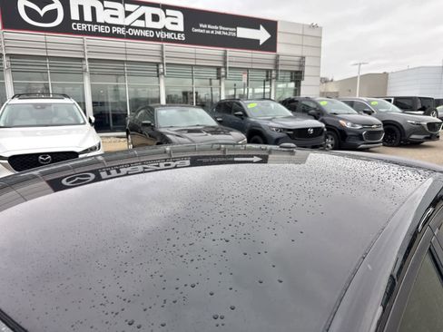 Used 2014 Dodge Charger SE image 13