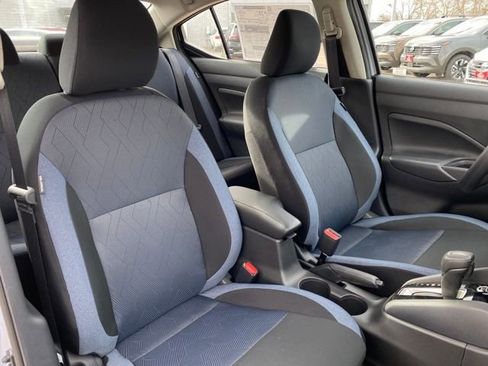 New 2025 Nissan Versa SV image 9