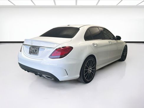 Used 2021 Mercedes-Benz C 300 Sedan image 4