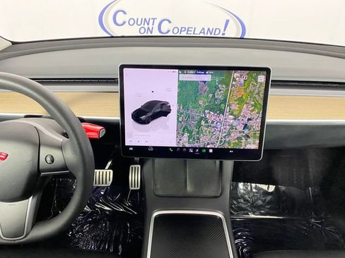 Used 2023 Tesla Model Y Performance AWD/4WD image 13