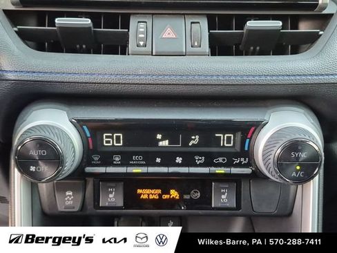 Used 2022 Toyota RAV4 XSE AWD/4WD image 20
