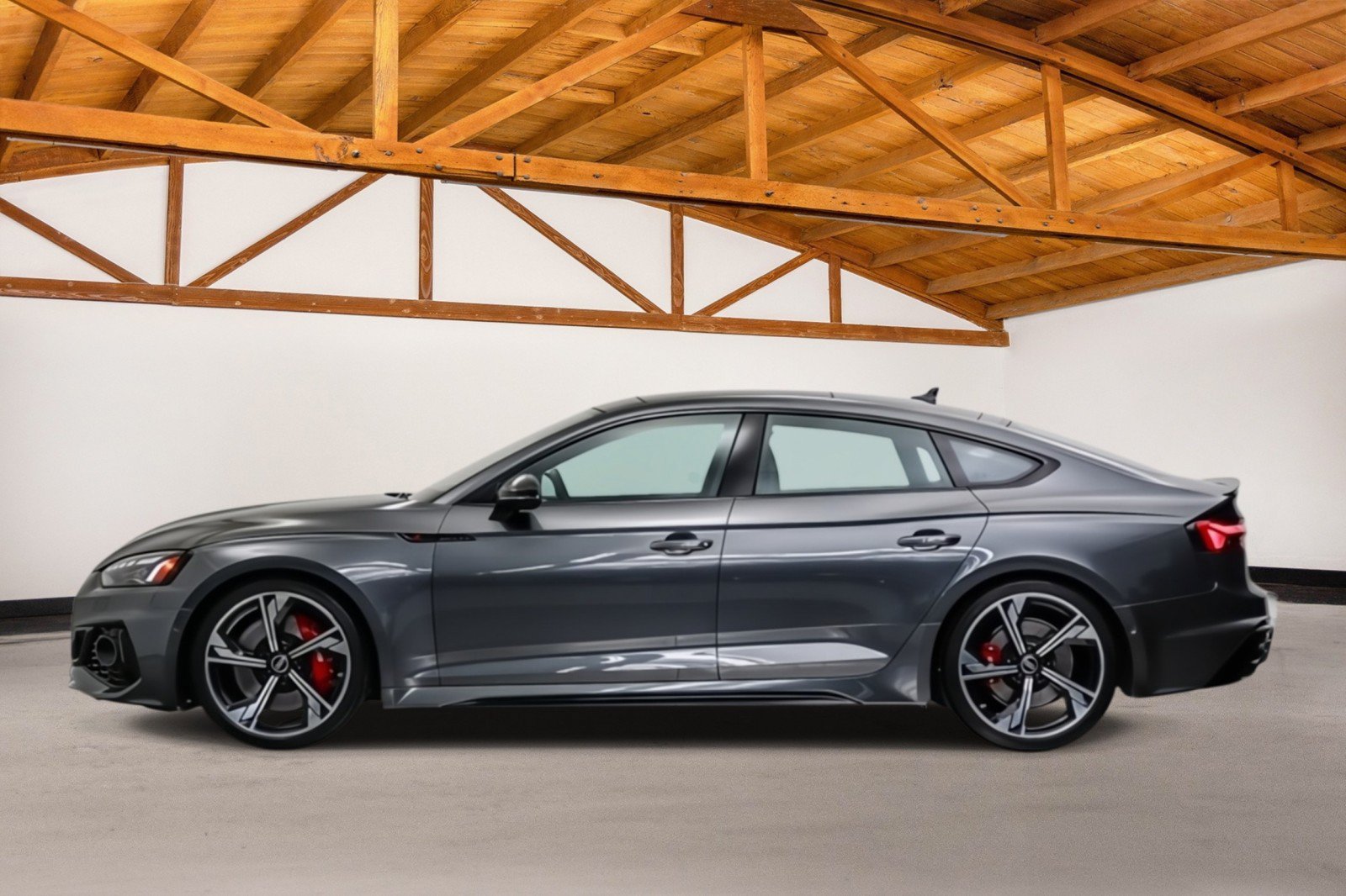 Used 2025 Audi RS 5 Sportback AWD/4WD image 2