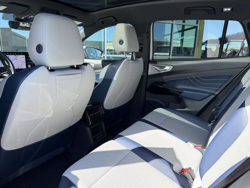 Used 2024 Volkswagen ID.4 Pro S image 34