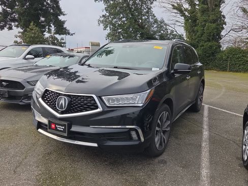 Used 2019 Acura MDX SH-AWD w/ Advance Package image 2