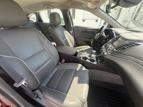 Used 2017 Chevrolet Impala Premier FWD image 35