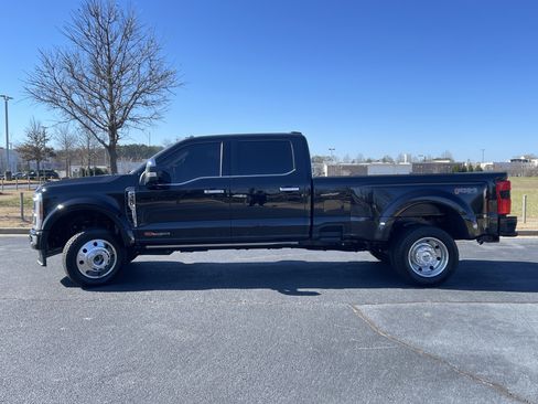 Used 2025 Ford F450 Platinum w/ Platinum Plus Package image 6