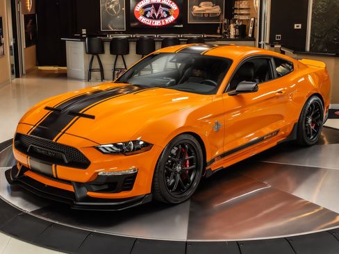Used 2020 Ford Mustang GT Premium w/ GT Performance Package RWD image 5