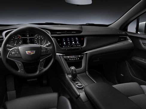 New 2026 Cadillac XT5 Luxury FWD image 8