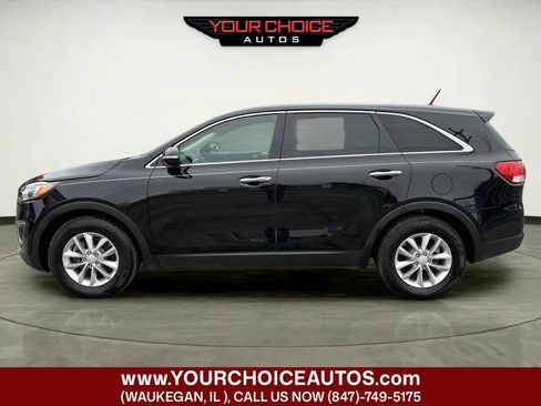 Used 2018 Kia Sorento L image 2