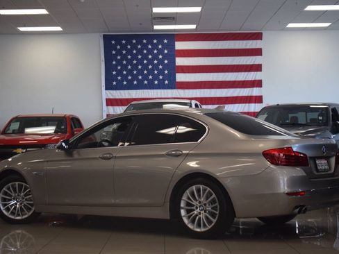 Used 2014 BMW 528i Sedan RWD image 16