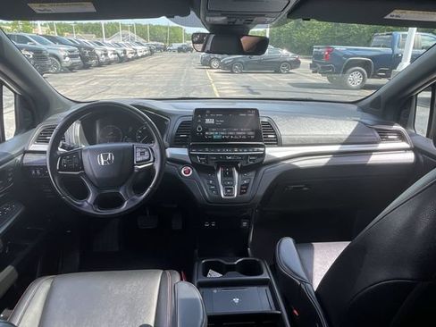 Used 2025 Honda Odyssey Sport-L image 21