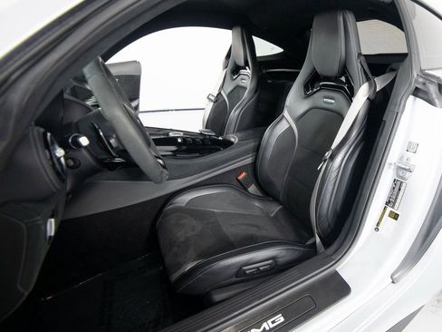 Used 2020 Mercedes-Benz AMG GT R image 34