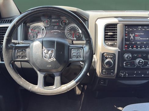 Used 2018 RAM 1500 Big Horn AWD/4WD image 20
