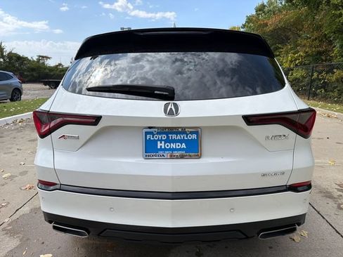 Used 2023 Acura MDX A-Spec AWD/4WD image 4