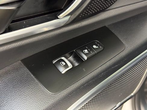 Used 2024 Kia Telluride SX Prestige image 16