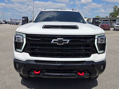 Certified 2025 Chevrolet Silverado 2500 LT w/ Trail Boss Package AWD/4WD image 16