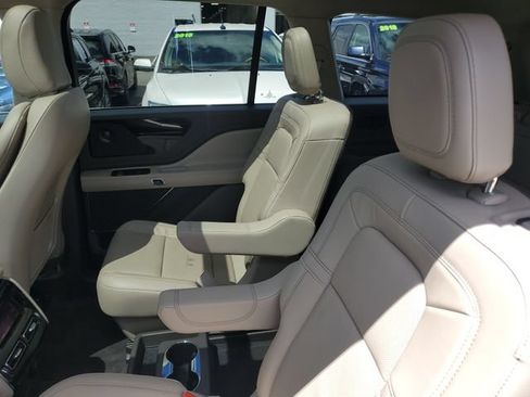 Certified 2023 Lincoln Aviator Reserve w/ Equipment Group 201A AWD/4WD image 27