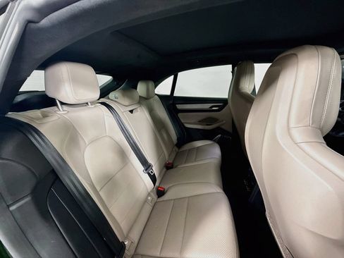 Certified 2024 Porsche Macan Turbo Electric AWD/4WD image 27