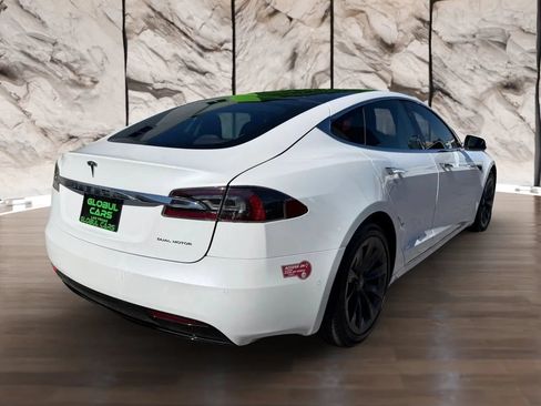 Used 2020 Tesla Model S Long Range AWD/4WD image 5