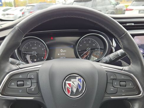 Used 2022 Buick Encore GX Essence w/ Experience Buick Package image 38