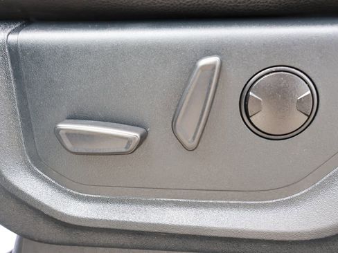 Used 2021 Ford Expedition XLT AWD/4WD image 13