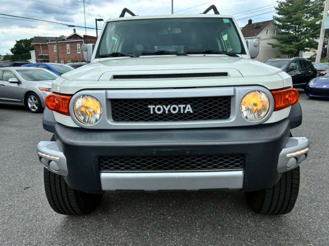 Used 2013 Toyota FJ Cruiser 4WD w/ Upgrade Pkg image 33