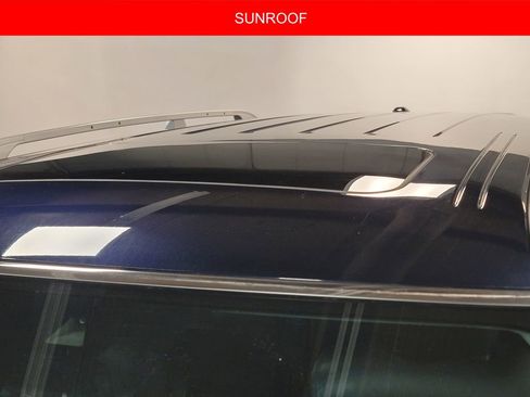 Used 2024 Nissan Armada SL image 7