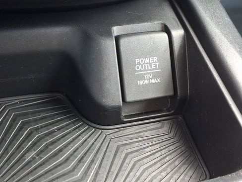Used 2018 Honda CR-V Touring image 25