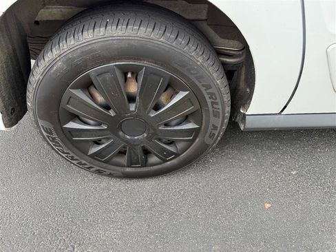 Used 2015 Ford Transit Connect XLT image 29