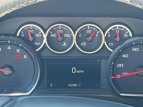 Used 2021 Chevrolet Tahoe LT image 14