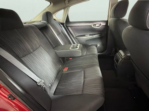 Used 2016 Nissan Sentra SV FWD image 29