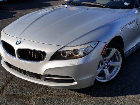 Used 2011 BMW Z4 sDrive30i image 42